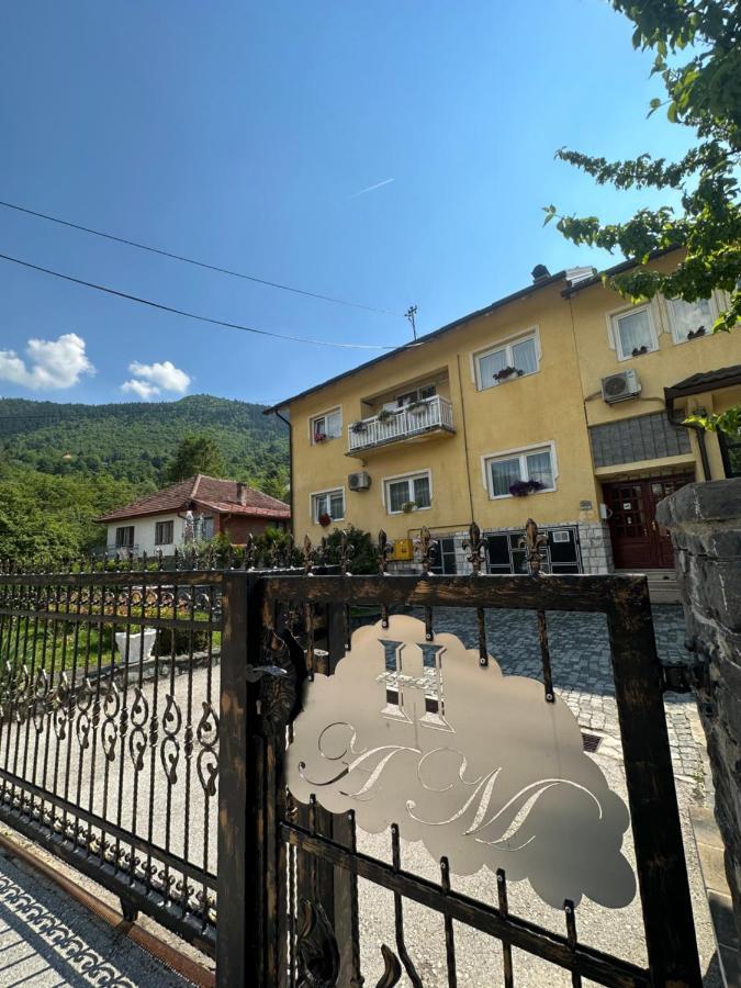 Beautiful House Overlooking Sarajevo Ngoại thất bức ảnh