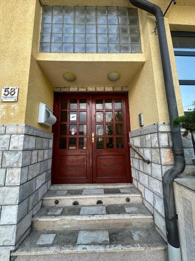 Beautiful House Overlooking Sarajevo Ngoại thất bức ảnh